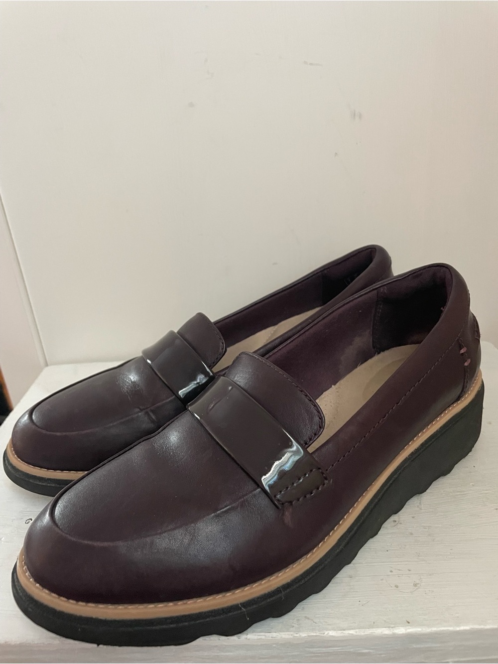 Clark’s Brown Leather Penny Loafers Size 6